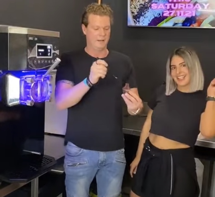Brullen i91 PRO making more delicious Acai